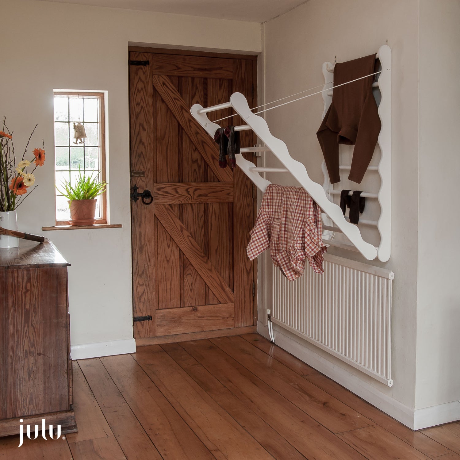 Clothes horse wall discount mounted